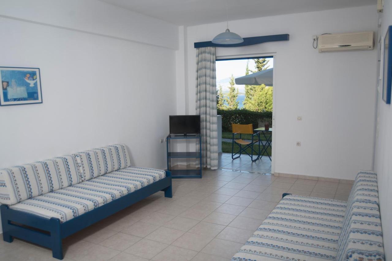 Nymphs Rooms & Apartments Nikiana Bagian luar foto